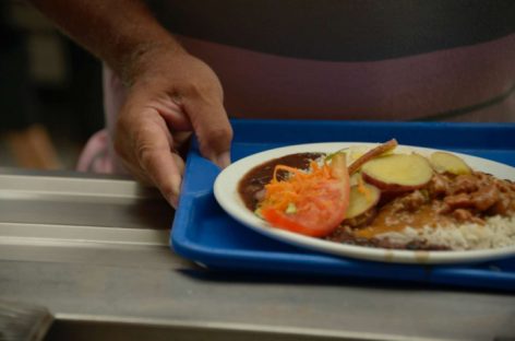 Governo tenta, mais uma vez, acabar com vales refeição e alimentação