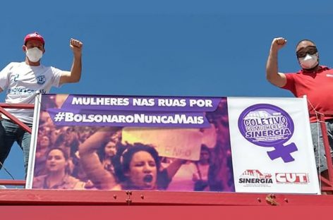 Mulheres tomam as ruas do país para protestar: ‘Bolsonaro nunca mais’