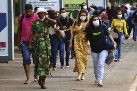 São Paulo mantém uso obrigatório de máscaras em dezembro