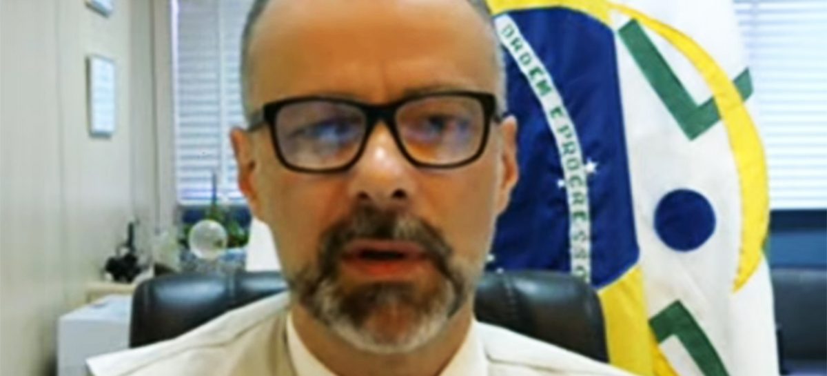 Presidente da Anvisa cobra retratação de Bolsonaro