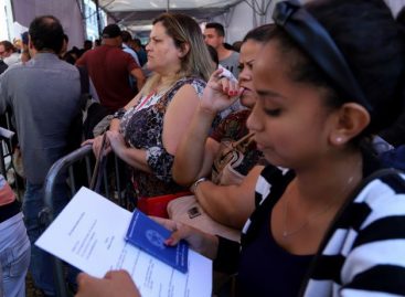Desemprego cai para 11,6%, mas empregos são precários e salários são baixos