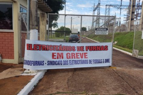 Trabalhadores da Eletrobras entram em greve por tempo indeterminado