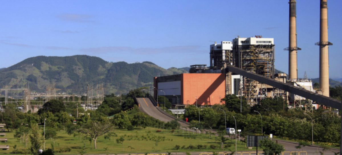 Consumidor vai pagar R$ 3,3 bi pelo subsídio dado por Bolsonaro a usinas de carvão