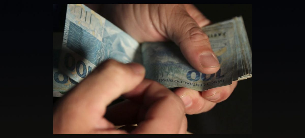 Herdeiros têm direito a dinheiro esquecido nos bancos, diz BC