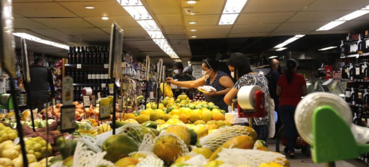 Salário mínimo ideal: Em janeiro, valor deveria ter sido de R$ 5.997,14, diz Dieese