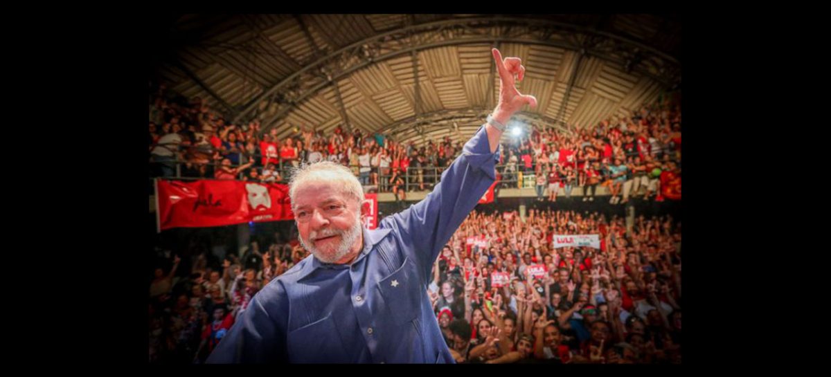 Lula lidera com 43% dos votos e tem o apoio de mais da metade dos eleitores do NE