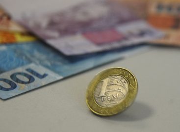 Ao invés de gerar emprego e transferir renda, governo quer endividar os mais pobres