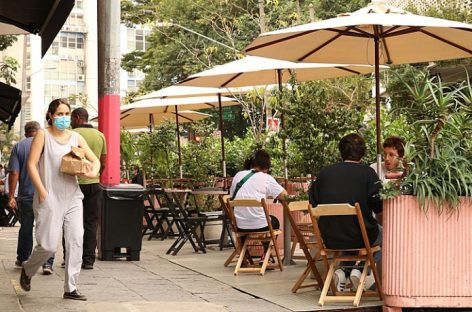 Juros de linha de crédito para pequenas empresas quadriplicam e dívidas explodem