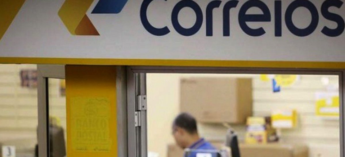Correios celebram lucro recorde à base de redução de direitos e demissões