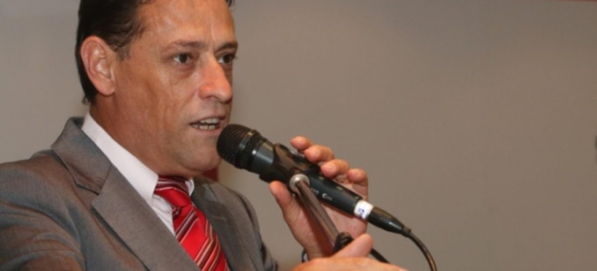 Um passeio pela trajetória de Artur Henrique, um energético que faz a diferença