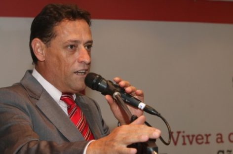 Um passeio pela trajetória de Artur Henrique, um energético que faz a diferença