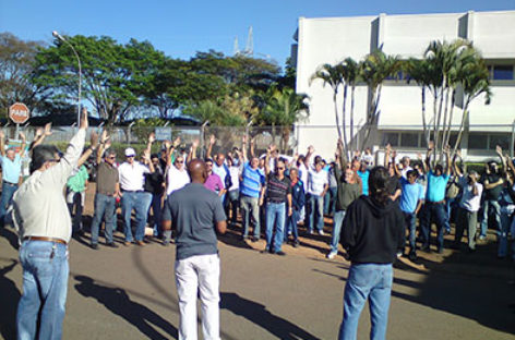 Efeito da pressão: Eletrobras apresenta proposta com avanços