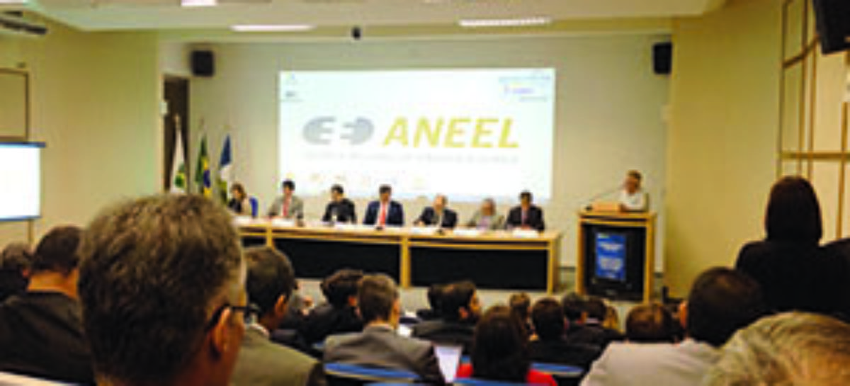 Aneel coloca distribuidoras na berlinda e trabalhadores em risco