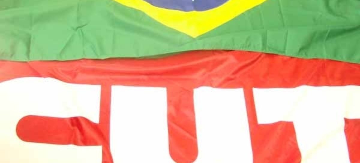 Nota oficial da CUT sobre decisão do presidente da Câmara dos Deputados de barrar o golpe