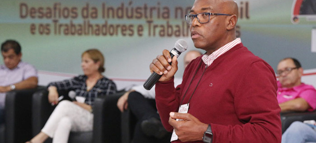 Sinergia CUT no Macrossetor: trabalhadores discutem desafios da indústria