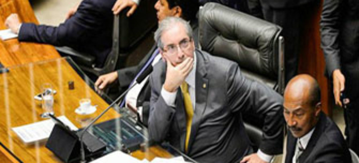 Terceirização: Eduardo Cunha sofre primeira grande derrota