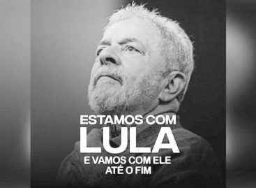 Lula está bem, mas indignado com prisão, diz advogado