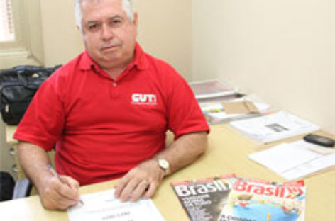 CS 2013: Sinergia CUT assina ACT e termo de PLR da Elektro… agora, só falta a empresa assinar