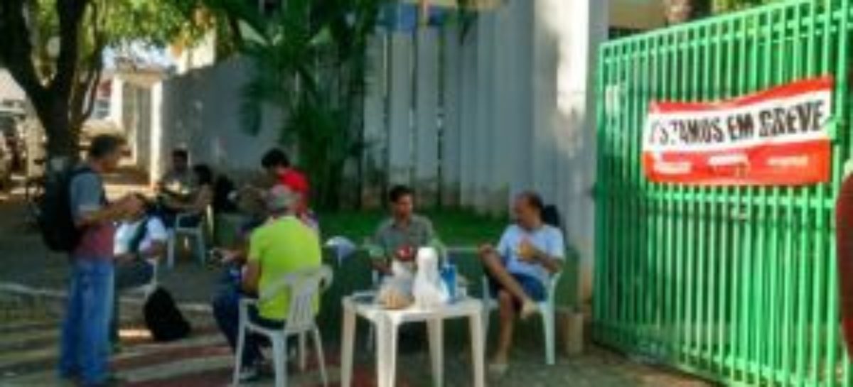 Greve se mantém forte: 44 dias de resistência!