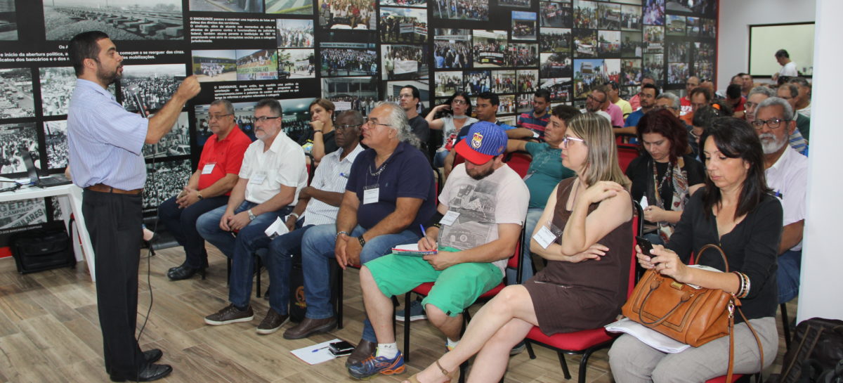 Colegiada do Sinergia CUT começa com debate sobre os desafios da classe trabalhadora