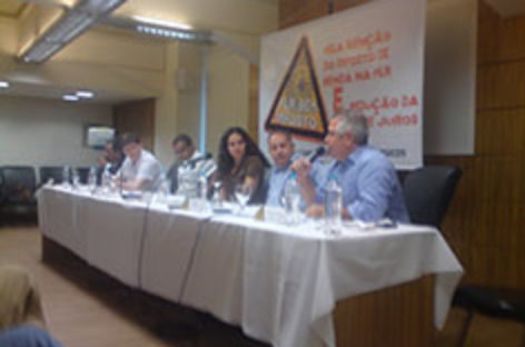 PLR sem Imposto de Renda. Sinergia CUT integra esta luta