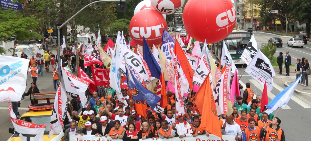 Em dia de mobilização por trabalho decente, CUT entrega pauta de reivindicações para a Fiesp