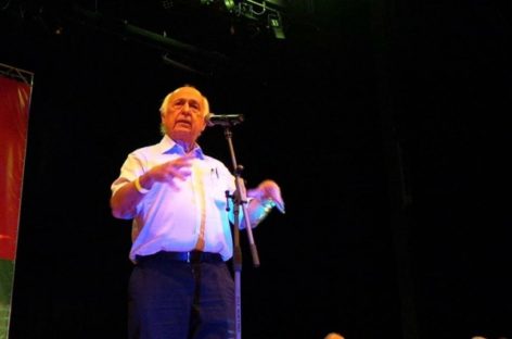 Bresser-Pereira: “Não vejo nada sendo feito para o País superar a crise”