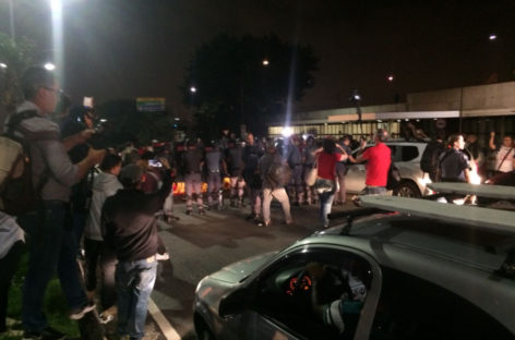 Lula embarca rumo a Curitiba  