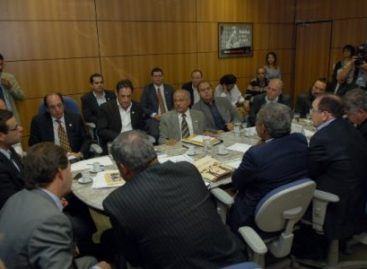 Centrais sindicais reunem-se com ministro do Trabalho e Emprego