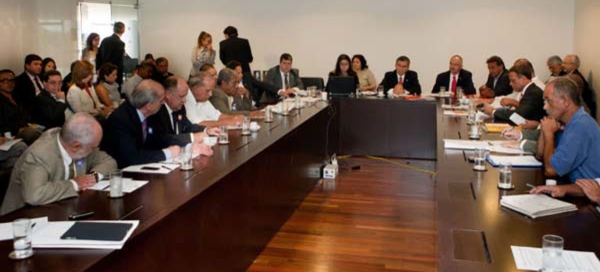 Acabar com os “gatos” no PAC, primeiro resultado da reunião entre CUT, centrais, governo e empresas
