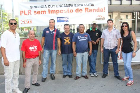 Trabalhadores ocupam a Paulista para exigir PLR sem Imposto de Renda
