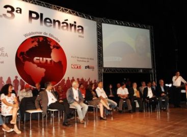 “Ousadia da juventude deve contagiar luta pela transformação rumo ao socialismo”