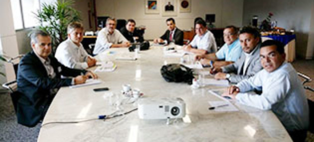 Sinergia CUT participa de reunião com o provável novo controlador do Rede Energia