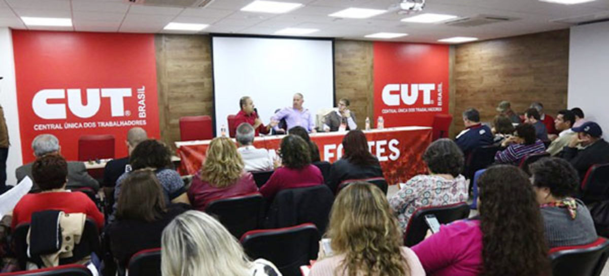 Direção da CUT reforça greve do dia 30 contra reformas de Temer